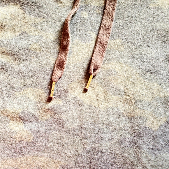 Camo cropped hoodie - Picture 3 of 3